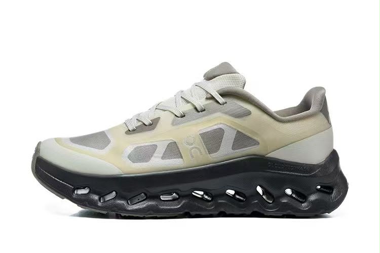 Ladies brand shoes