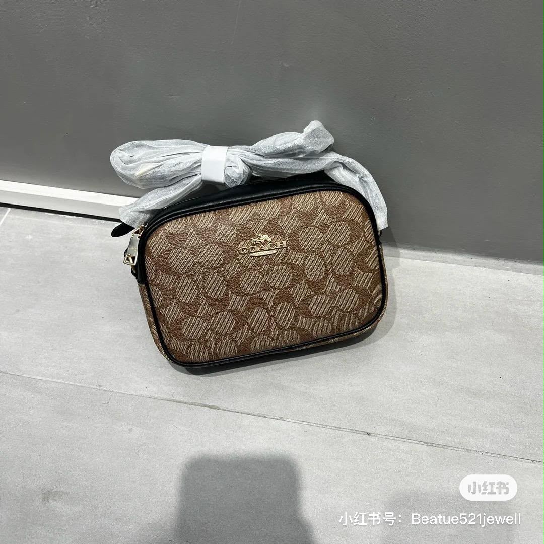 Brand  ladies  bag