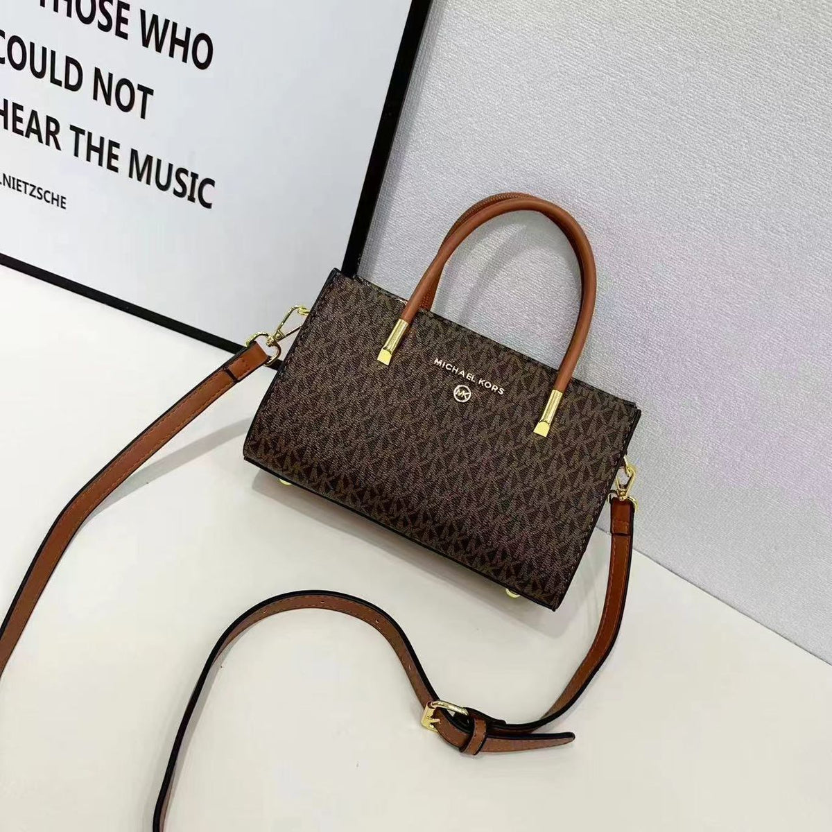 Brand  ladies  bag