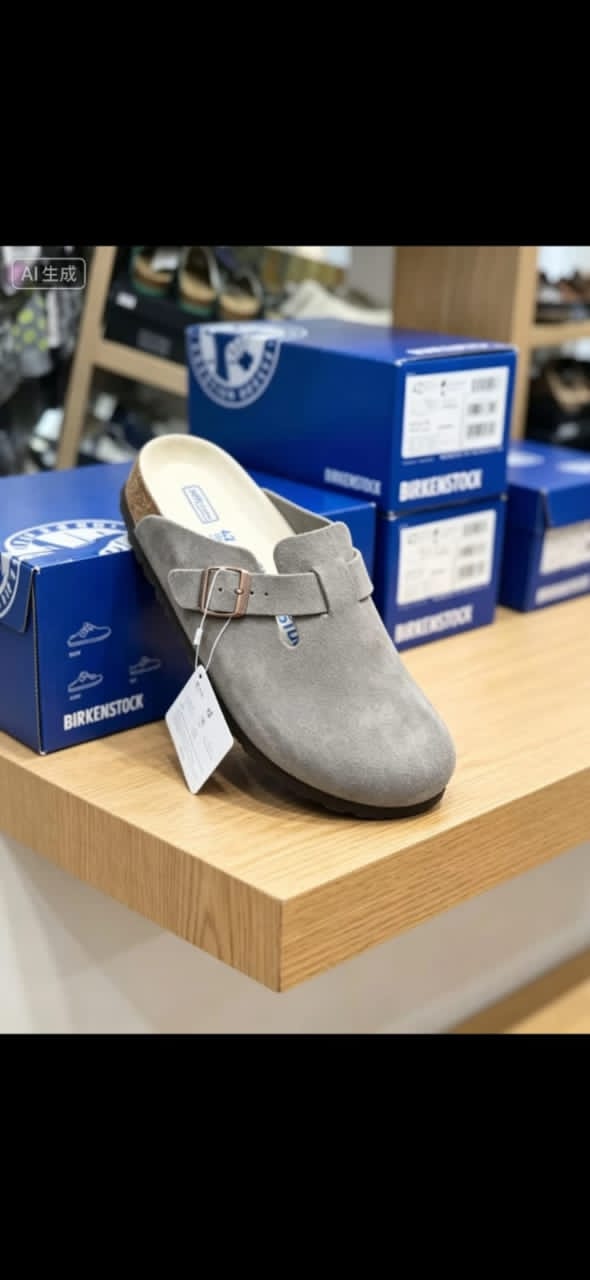 Ladies brand shoes