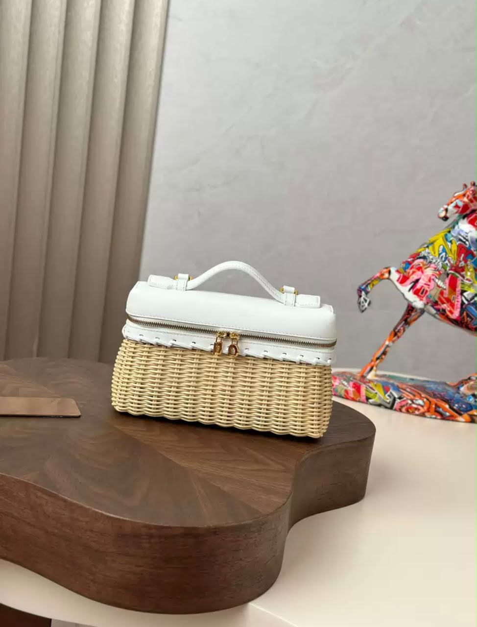 Brand  ladies  bag