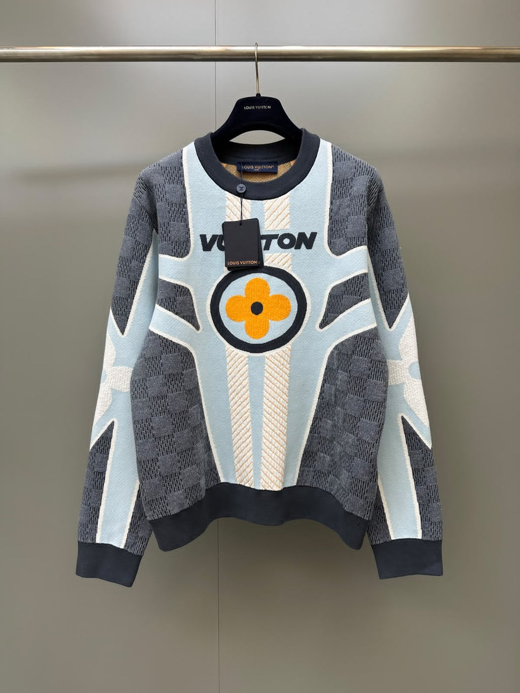 Brand cloth