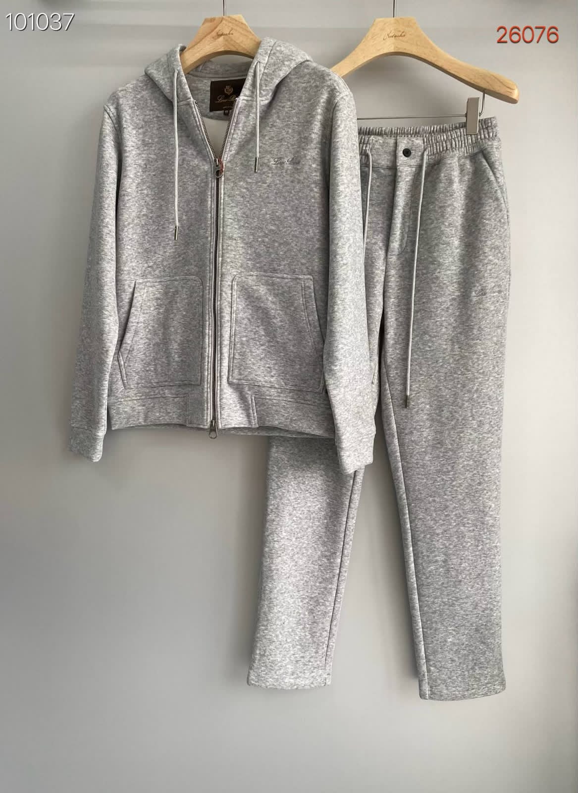 Brand cloth