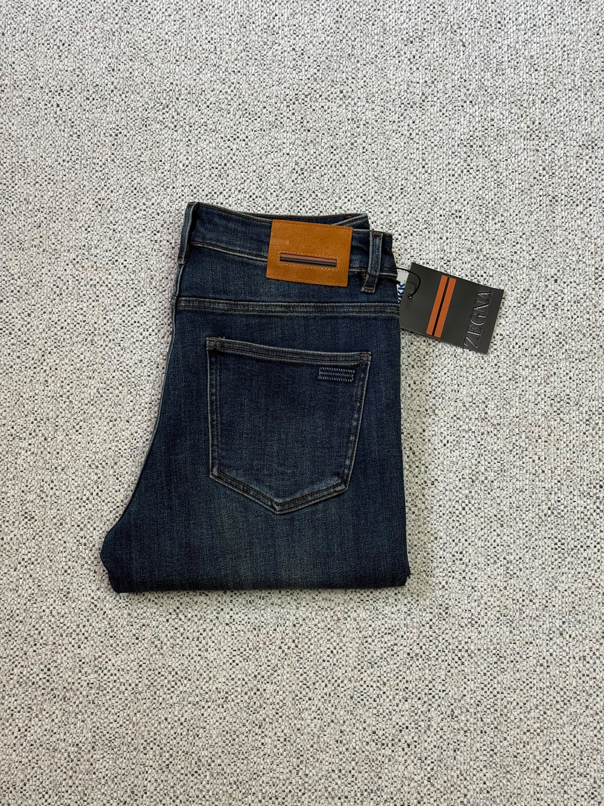 Brand cloth
