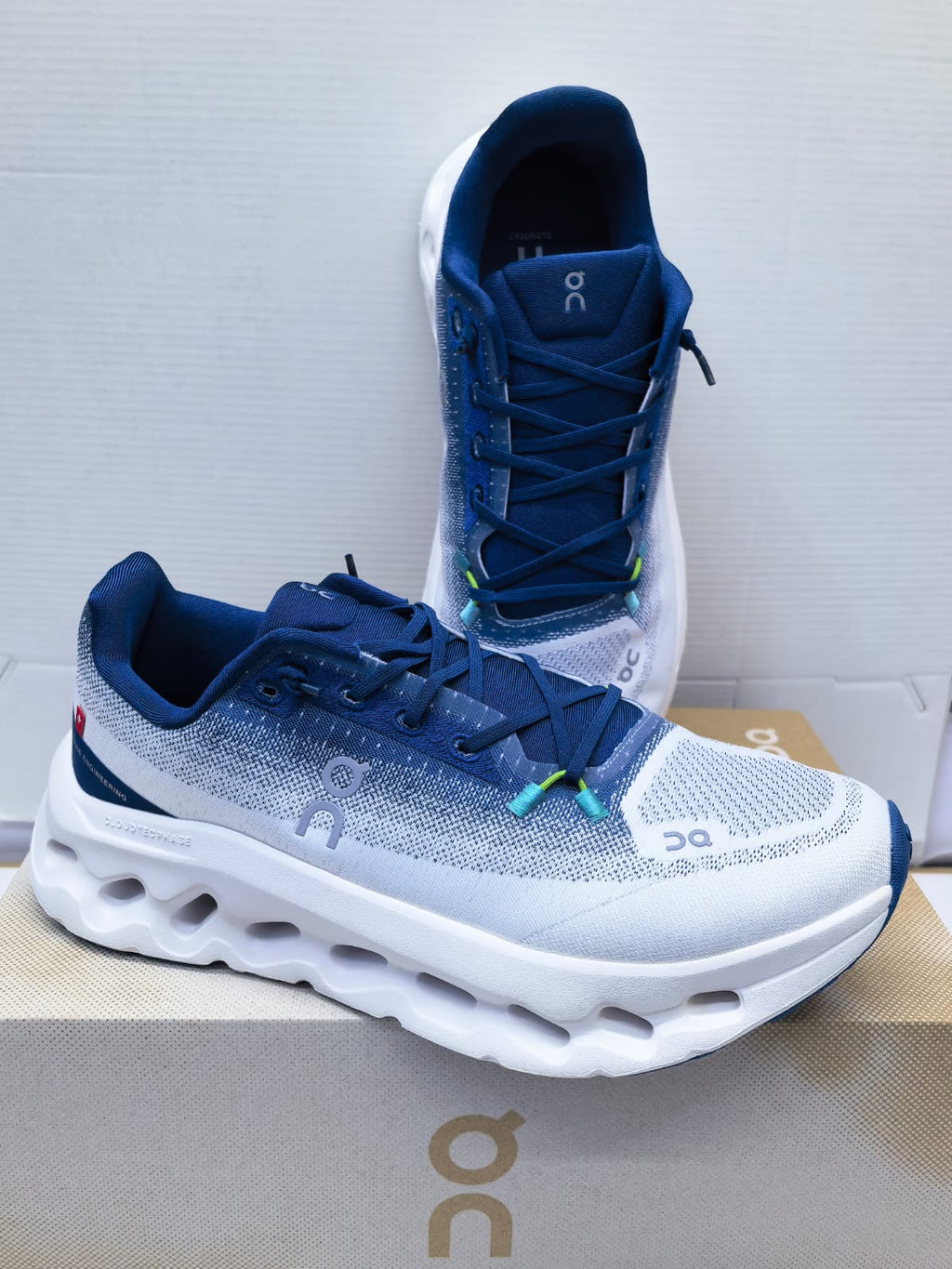 Ladies brand shoes
