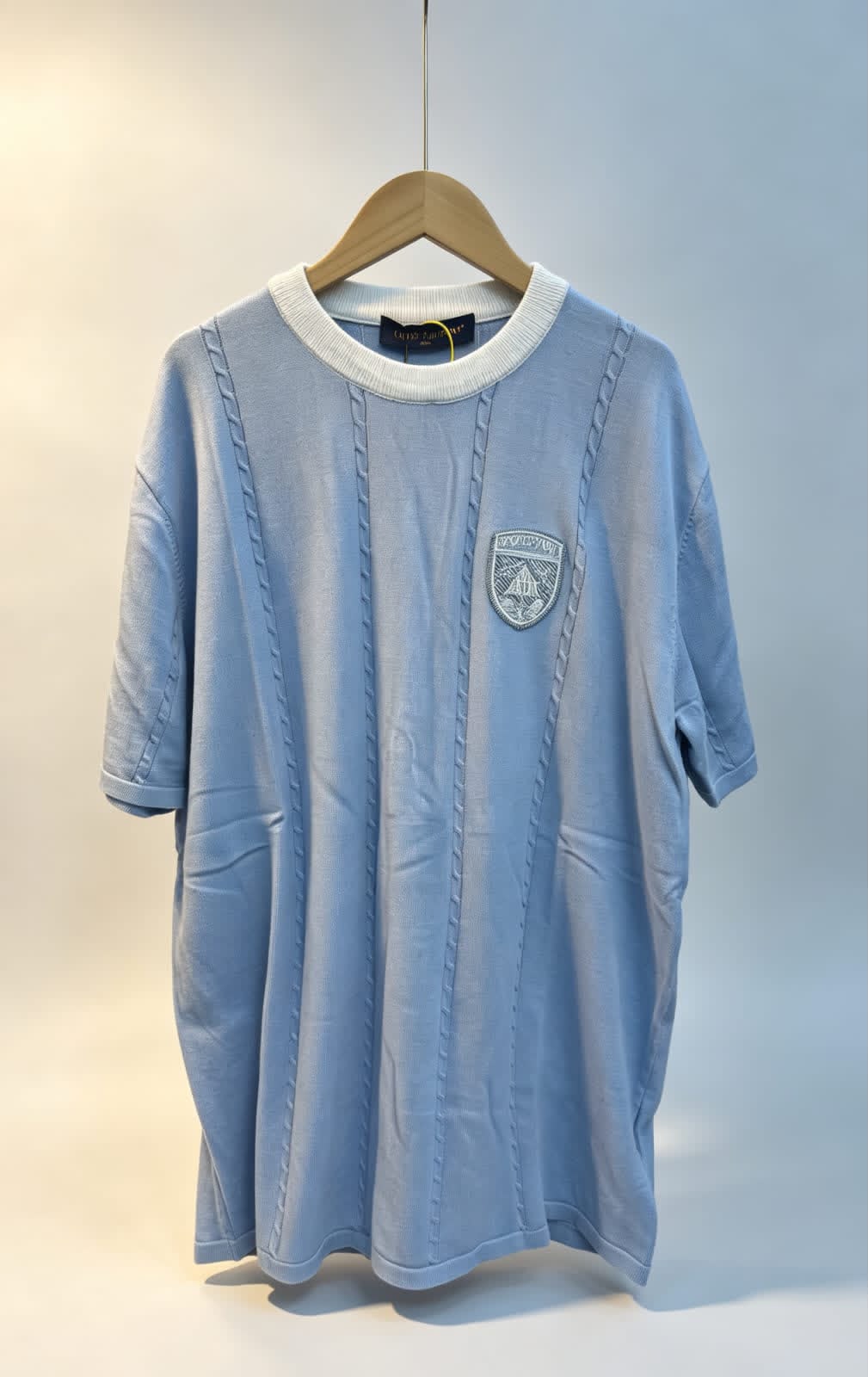 Brand cloth