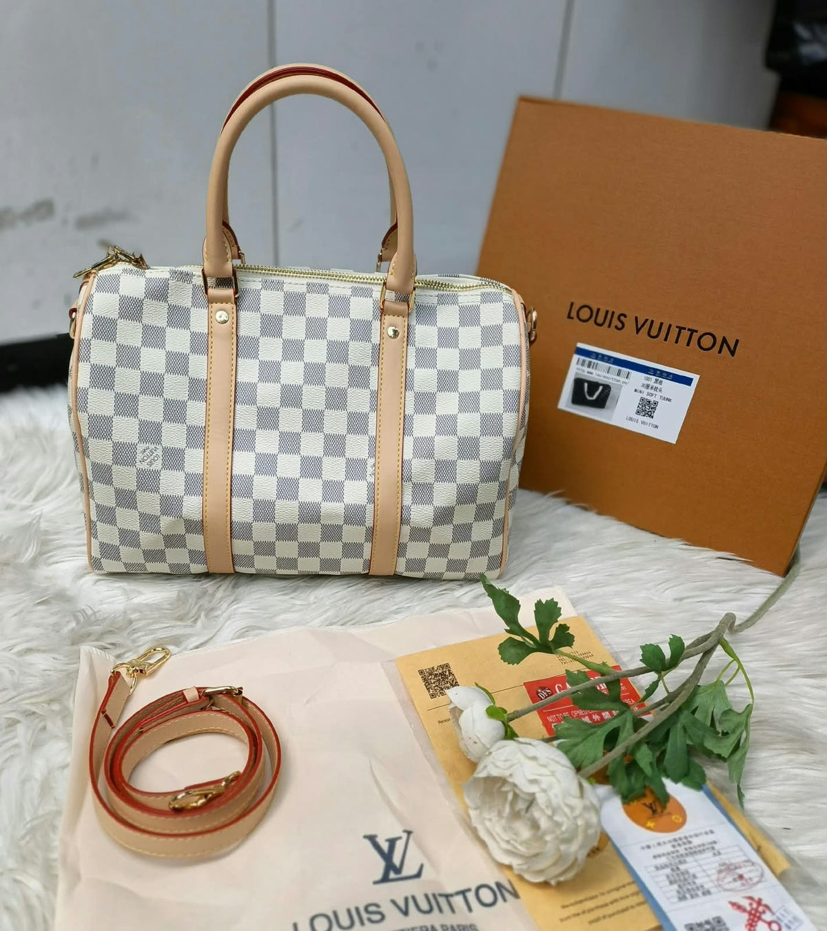 Brand  ladies  bag