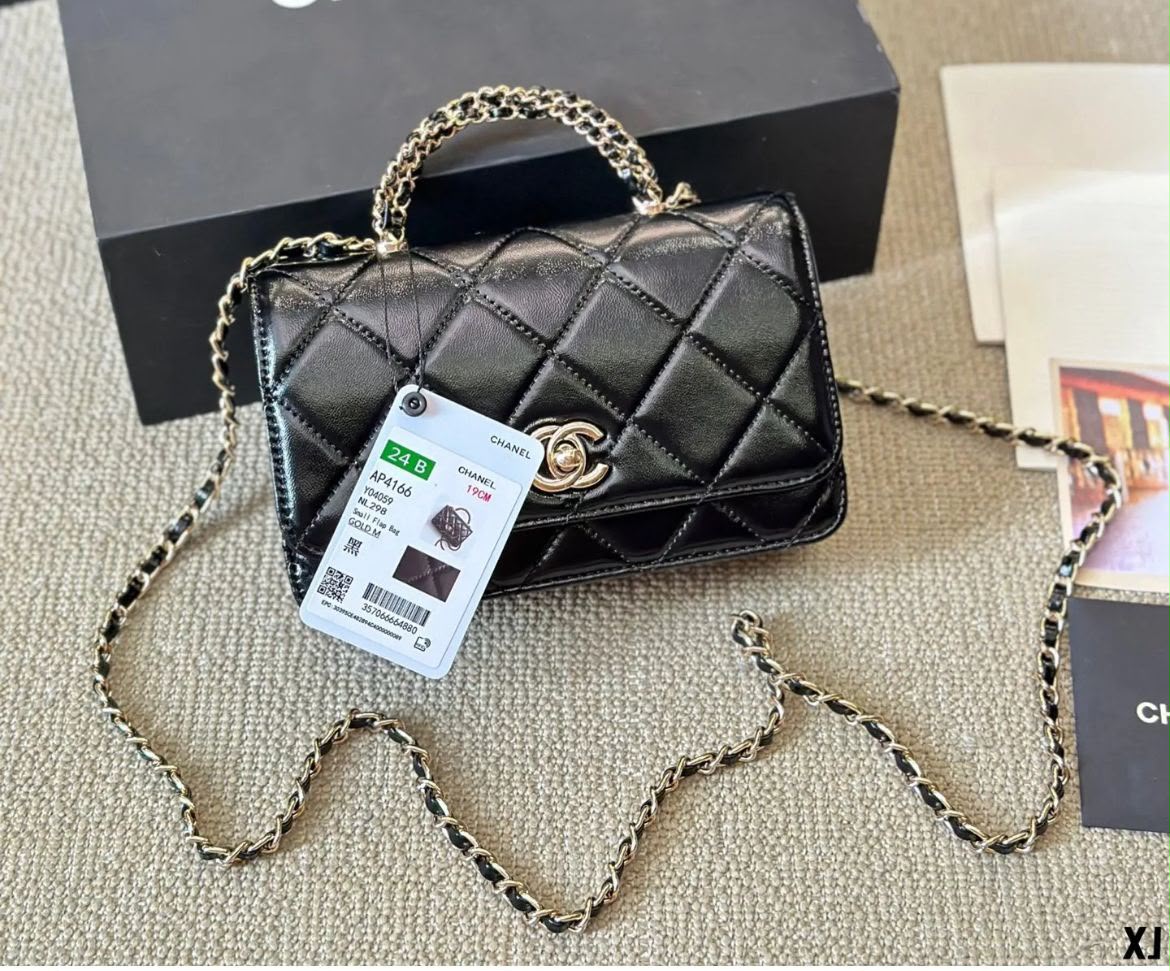 Brand  ladies  bag