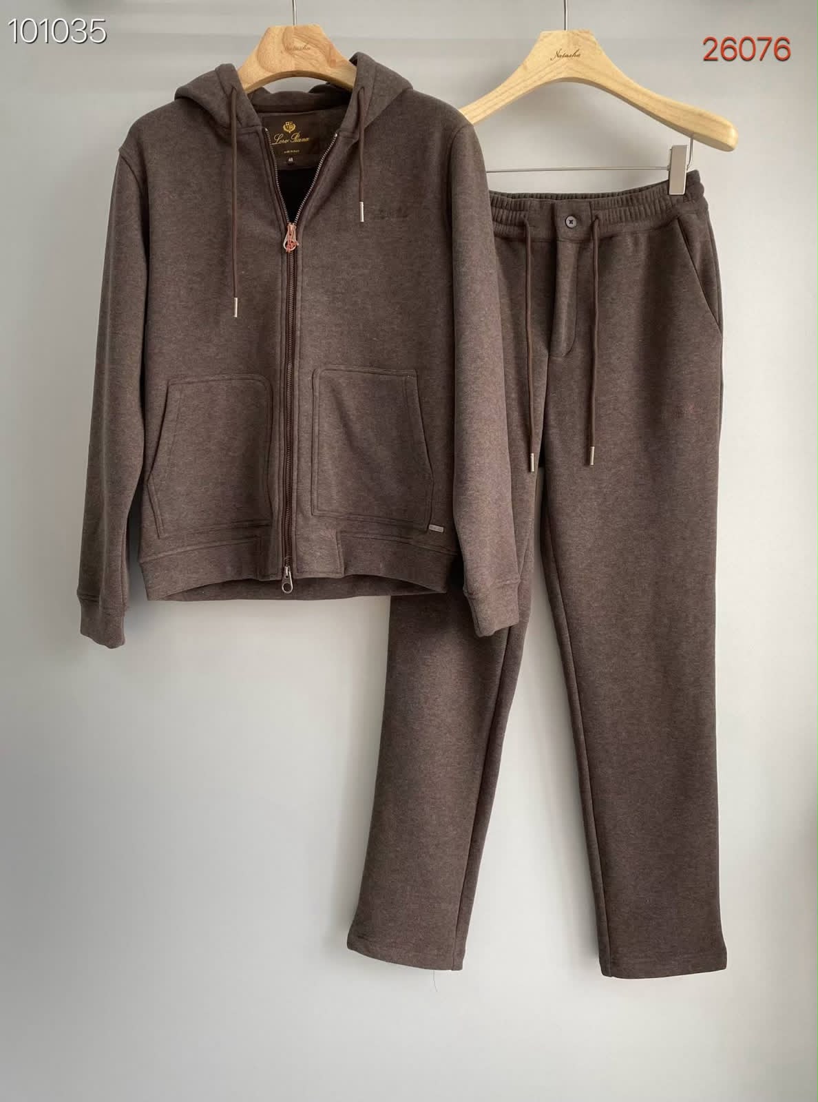 Brand cloth