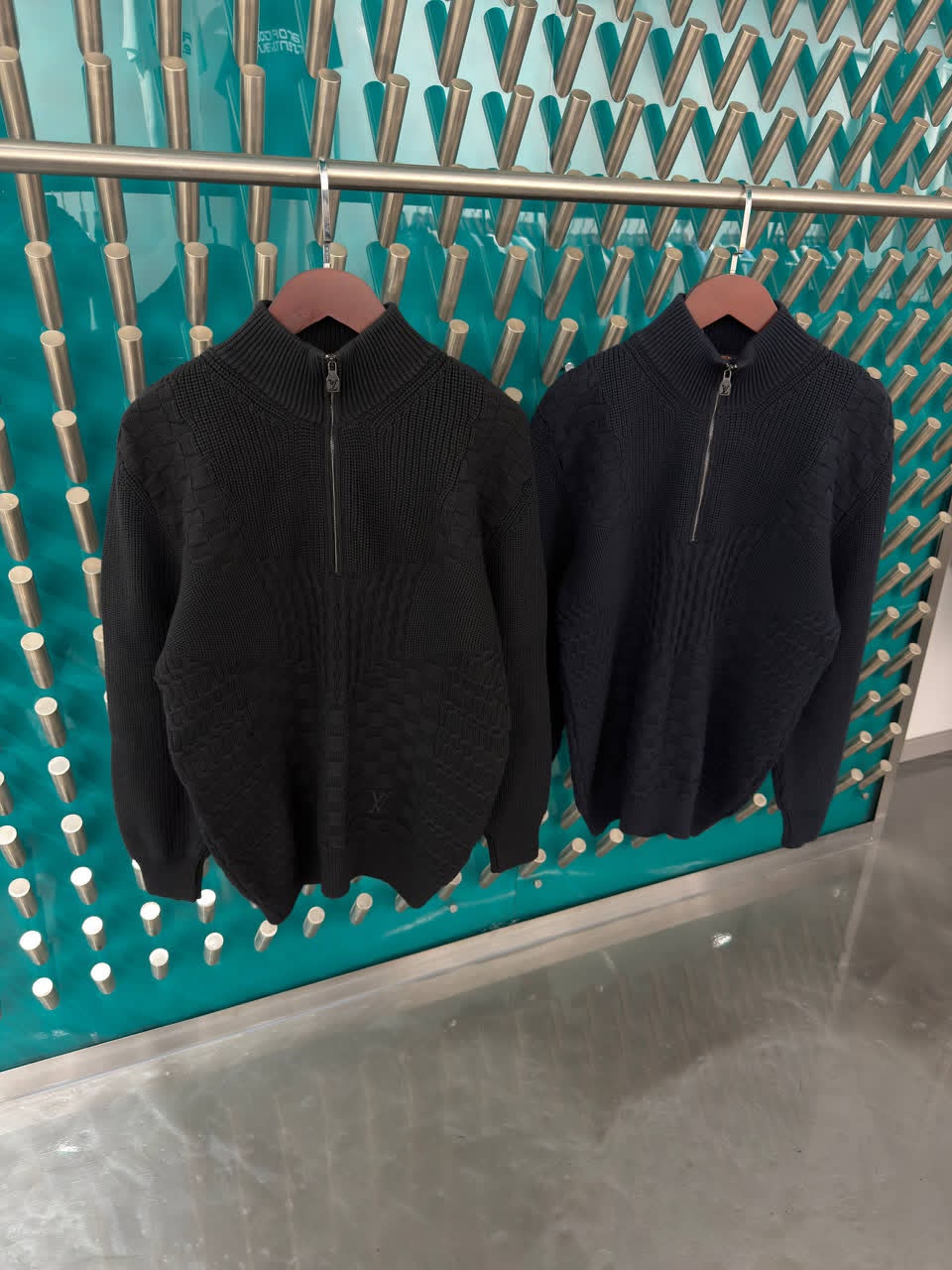 Brand cloth