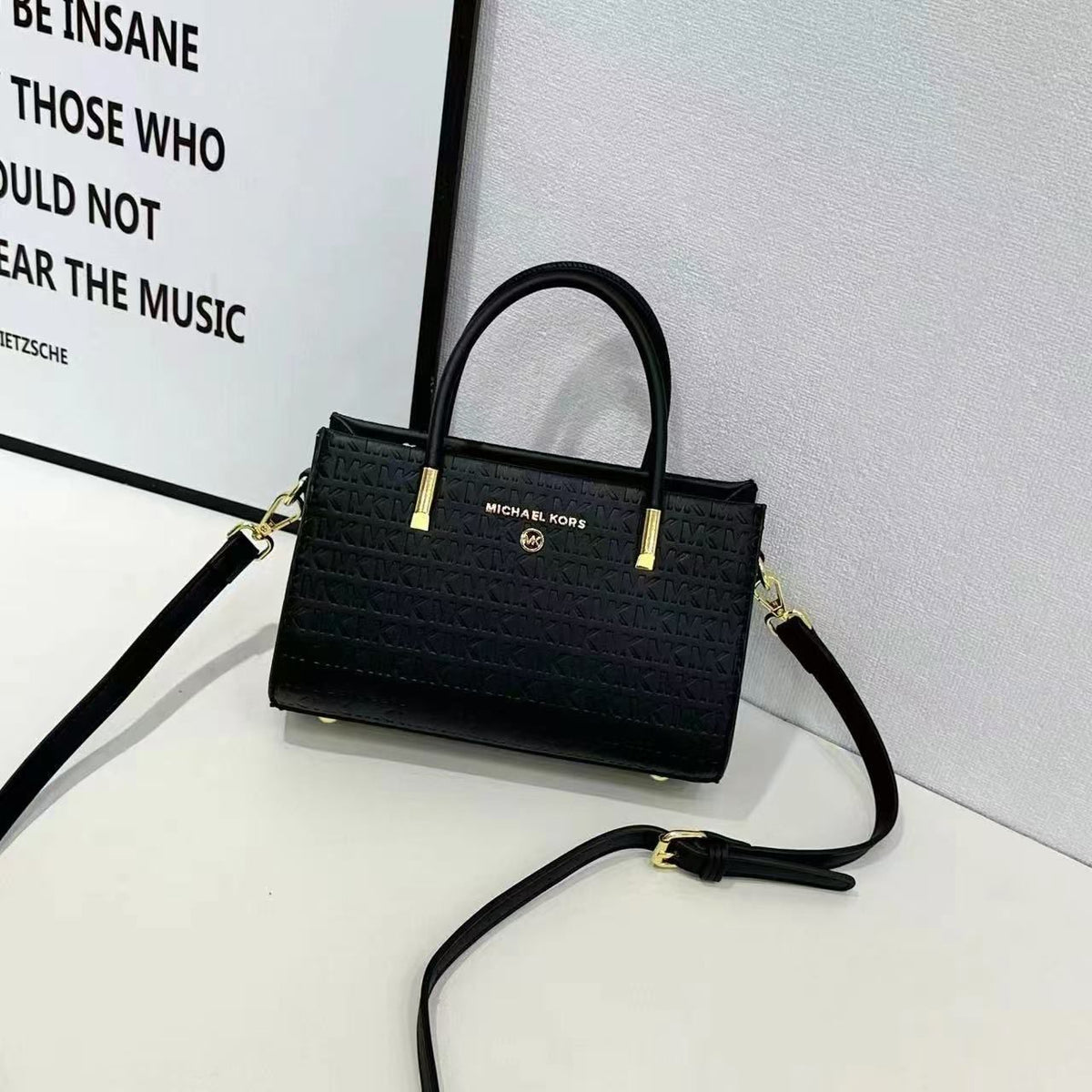 Brand  ladies  bag
